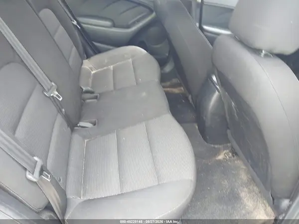 3KPFK4A77HE074963 2017 KIA FORTE - Image 8