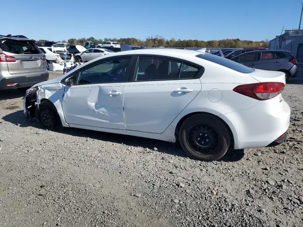 3KPFK4A77HE078933 2017 KIA FORTE - Image 2