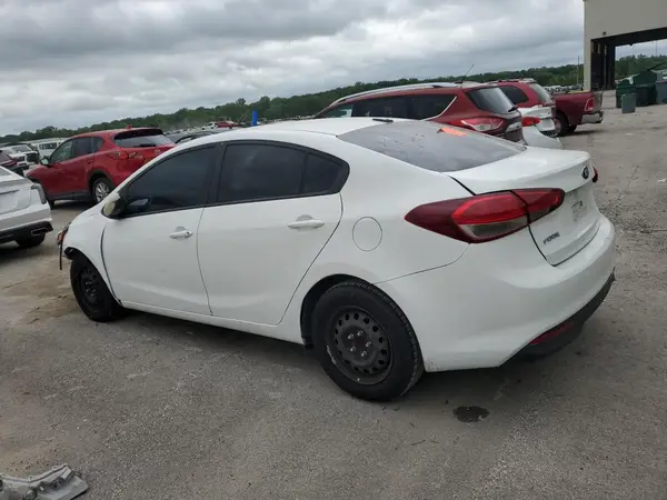 3KPFK4A77HE083226 2017 KIA FORTE - Image 2