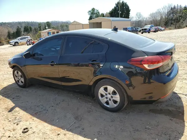 3KPFK4A77HE085056 2017 KIA FORTE - Image 2