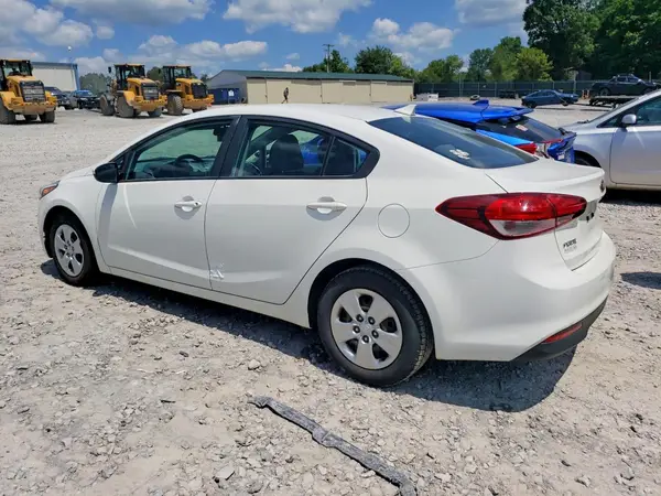 3KPFK4A77HE092007 2017 KIA FORTE - Image 2
