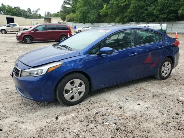 3KPFK4A77HE093819 2017 KIA FORTE - Image 1
