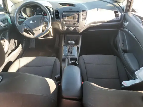 3KPFK4A77HE108058 2017 KIA FORTE - Image 8