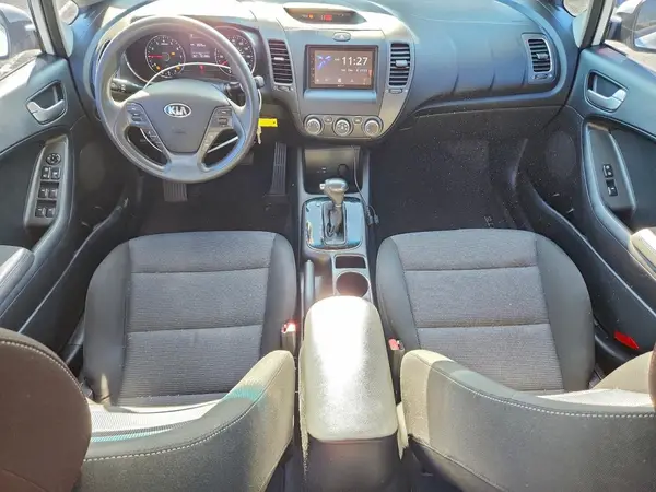 3KPFK4A77HE115687 2017 KIA FORTE - Image 8