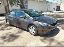 3KPFK4A77HE120985 2017 KIA FORTE