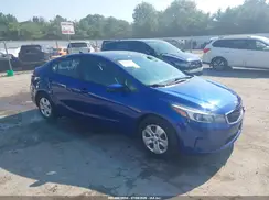 3KPFK4A77HE121361 2017 KIA FORTE