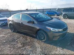 3KPFK4A77HE122753 2017 KIA FORTE