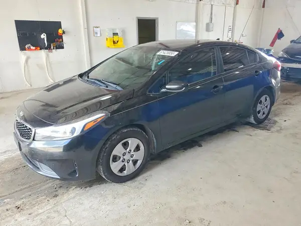 3KPFK4A77HE136748 2017 KIA FORTE - Image 1