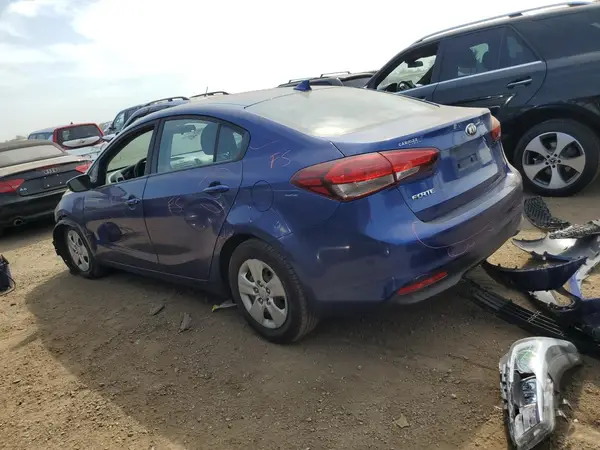3KPFK4A77HE141271 2017 KIA FORTE - Image 2