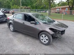 3KPFK4A77HE141996 2017 KIA FORTE