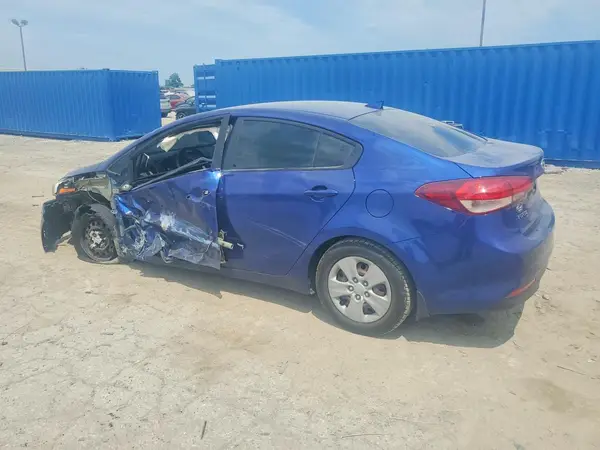 3KPFK4A77HE142971 2017 KIA FORTE - Image 2