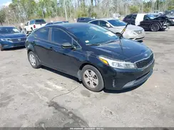 3KPFK4A77HE158460 2017 KIA FORTE