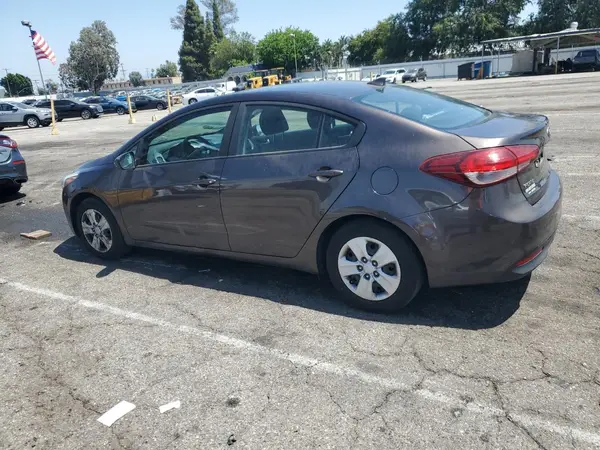 3KPFK4A77HE158796 2017 KIA FORTE - Image 2