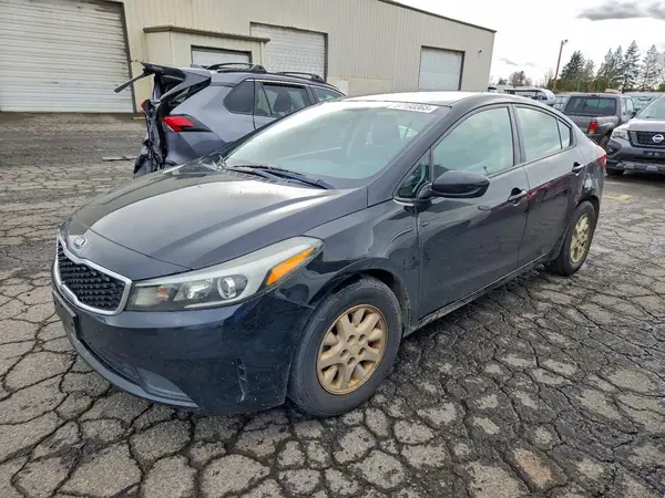3KPFK4A77HE160015 2017 KIA FORTE