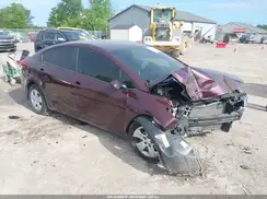 3KPFK4A77JE167925 2018 KIA FORTE