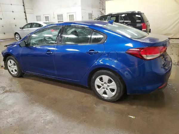 3KPFK4A77JE189391 2018 KIA FORTE - Image 2