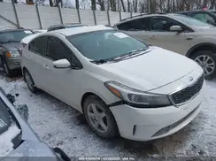 3KPFK4A77JE195241 2018 KIA FORTE