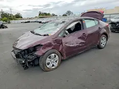3KPFK4A77JE211907 2018 KIA FORTE