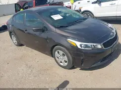 3KPFK4A77JE221658 2018 KIA FORTE