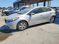 3KPFK4A77JE222843 2018 KIA FORTE
