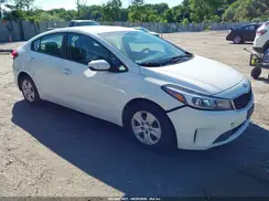 3KPFK4A77JE235379 2018 KIA FORTE