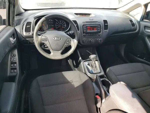 3KPFK4A77JE238508 2018 KIA FORTE - Image 8