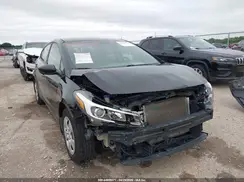 3KPFK4A77JE239478 2018 KIA FORTE