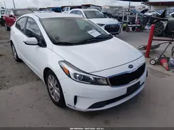 3KPFK4A77JE240078 2018 KIA FORTE