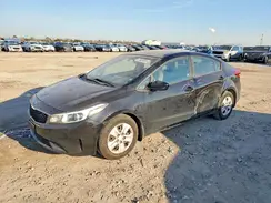 3KPFK4A77JE240565 2018 KIA FORTE