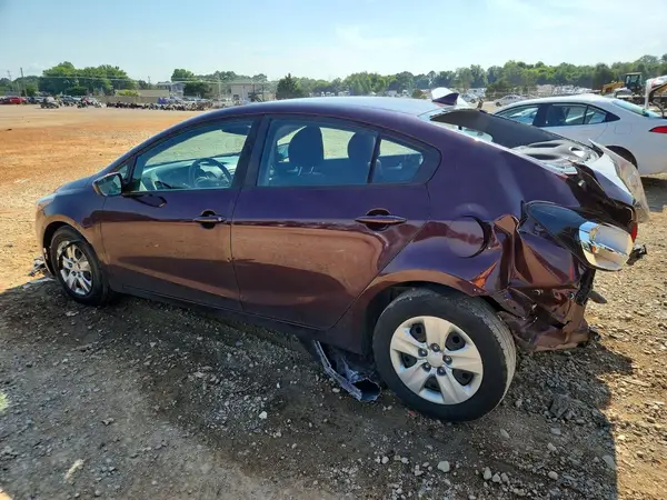 3KPFK4A77JE258791 2018 KIA FORTE - Image 2
