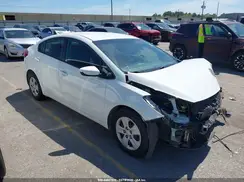 3KPFK4A77JE270679 2018 KIA FORTE