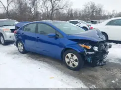 3KPFK4A77JE272853 2018 KIA FORTE