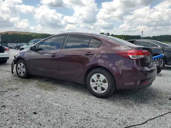 3KPFK4A77JE281195 2018 KIA FORTE - Image 2