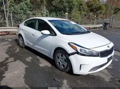 3KPFK4A77JE282282 2018 KIA FORTE