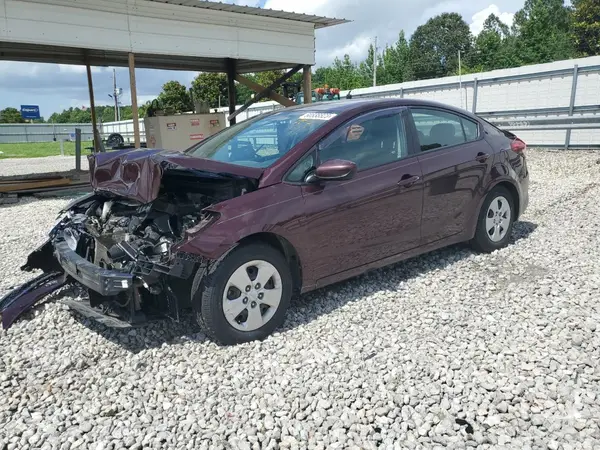 3KPFK4A78HE010690 2017 KIA FORTE - Image 1