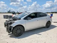3KPFK4A78HE012987 2017 KIA FORTE