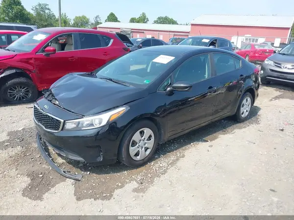 3KPFK4A78HE034875 2017 KIA FORTE - Image 2