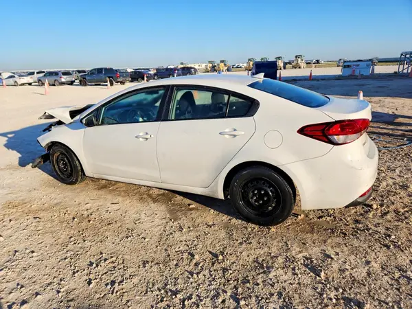3KPFK4A78HE041602 2017 KIA FORTE - Image 2