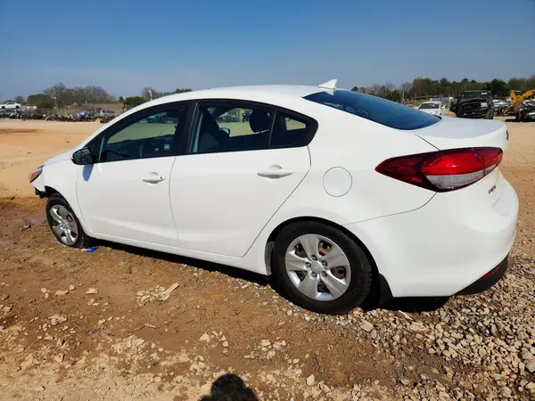 3KPFK4A78HE042393 2017 KIA FORTE - Image 2