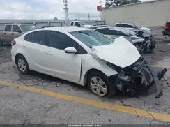 3KPFK4A78HE045116 2017 KIA FORTE