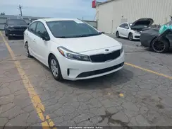 3KPFK4A78HE047125 2017 KIA FORTE