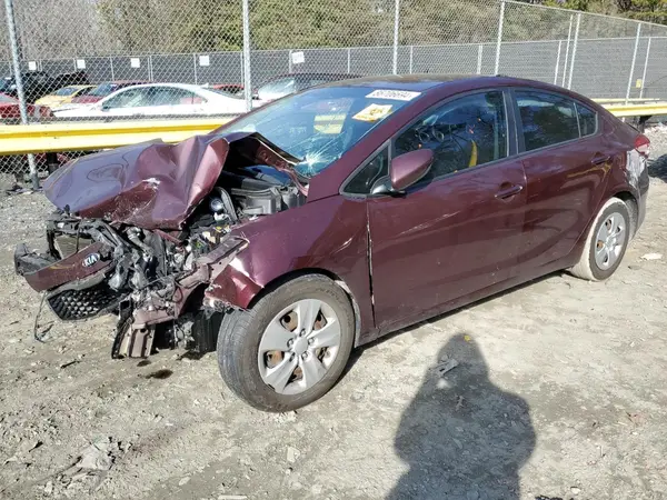 3KPFK4A78HE054074 2017 KIA FORTE - Image 1