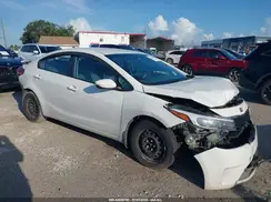 3KPFK4A78HE055497 2017 KIA FORTE