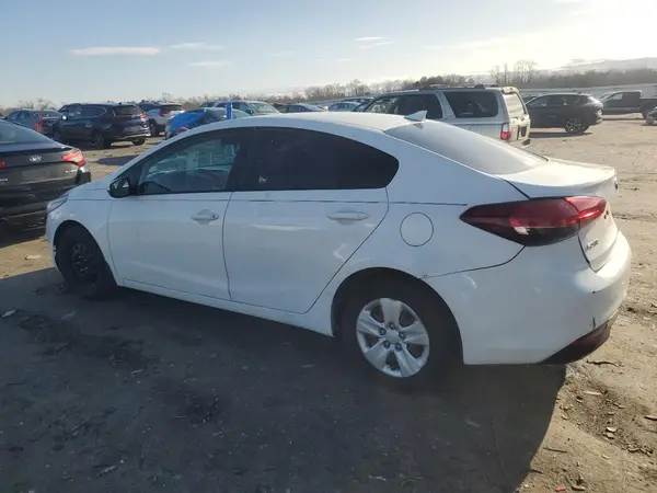 3KPFK4A78HE057962 2017 KIA FORTE - Image 2