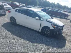 3KPFK4A78HE061008 2017 KIA FORTE
