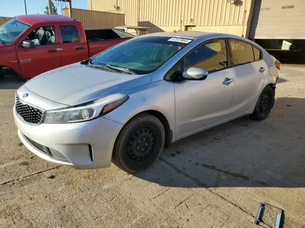 3KPFK4A78HE063583 2017 KIA FORTE - Image 1