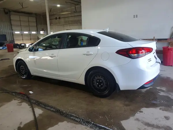 3KPFK4A78HE069254 2017 KIA FORTE - Image 2