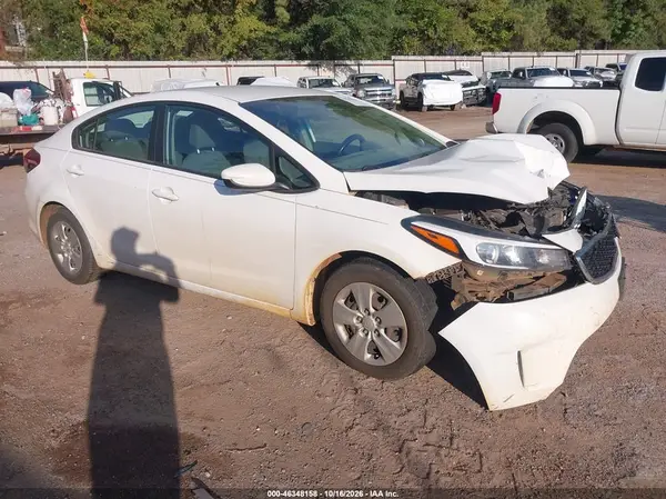 3KPFK4A78HE071831 2017 KIA FORTE - Image 1