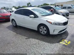 3KPFK4A78HE072333 2017 KIA FORTE