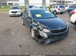 3KPFK4A78HE077516 2017 KIA FORTE